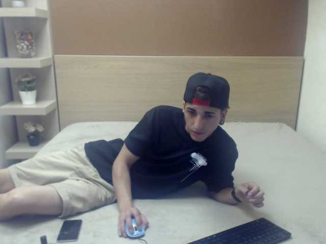 Live sex webcam photo for MethadMetti #268002889