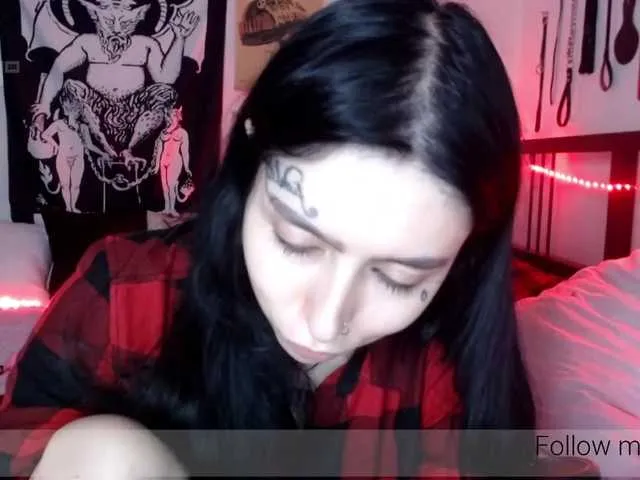 Live sex webcam photo for Clitbait #267807924