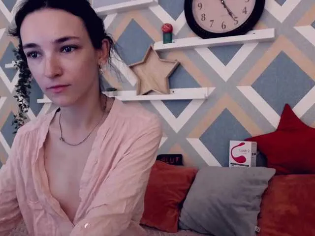 Live sex webcam photo for KariNeal #267912967