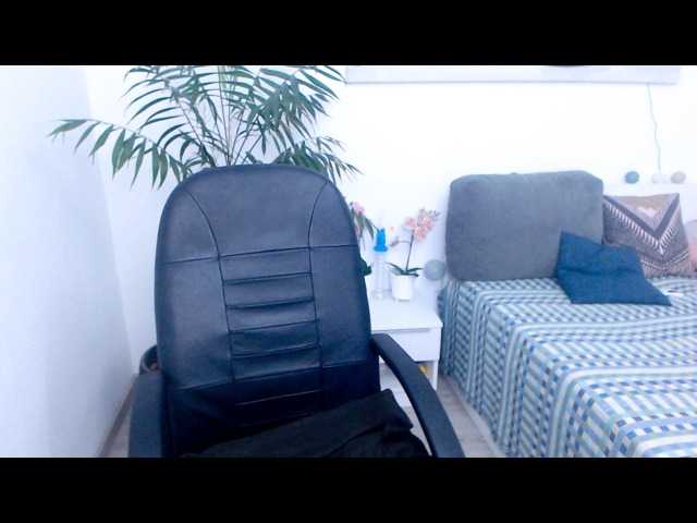 Live sex webcam photo for MayaRein #268128532