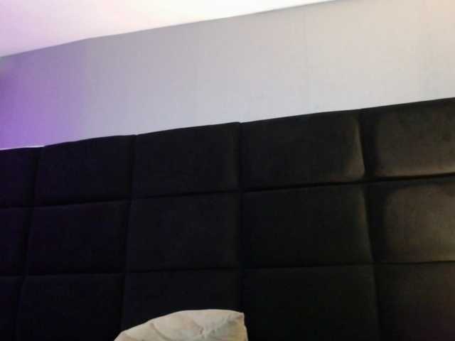 Live sex webcam photo for jamaicaawolf #267914211