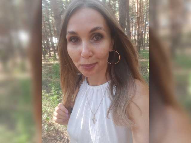 Live sex webcam photo for Aurora108 #288002757