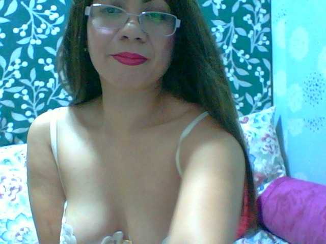 Live sex webcam photo for Scarletteb #267808627