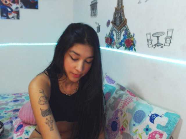 Live sex webcam photo for merlina-10 #267914074