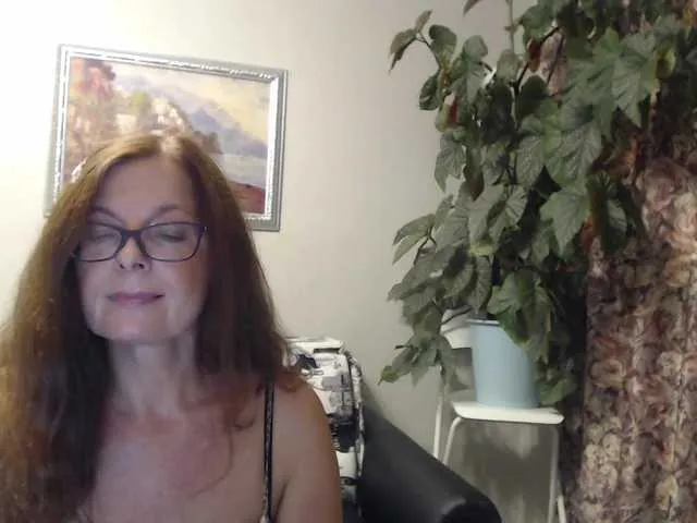 Live sex webcam photo for HelenBerg #267805098