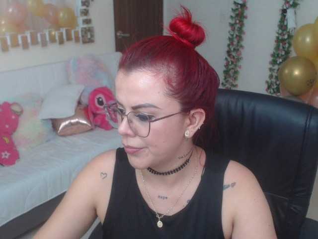 Live sex webcam photo for MILF-KAROL #267808470