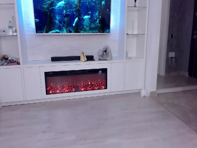 Live sex webcam photo for SexyElisabeth #267869085