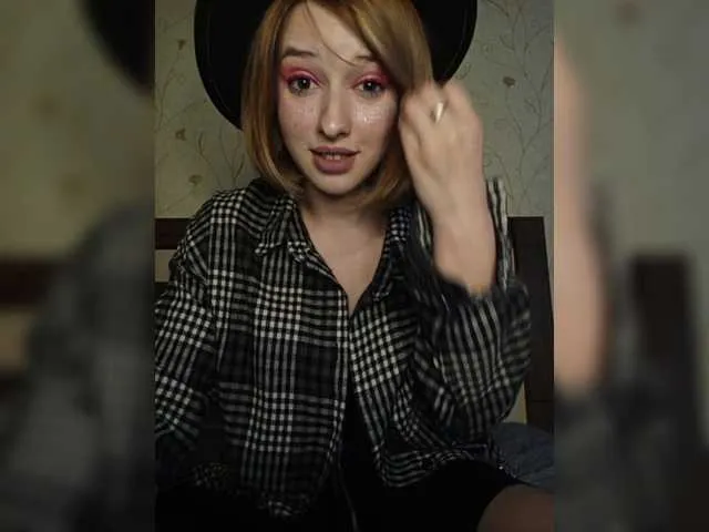 Live sex webcam photo for Shel-inna #267805145