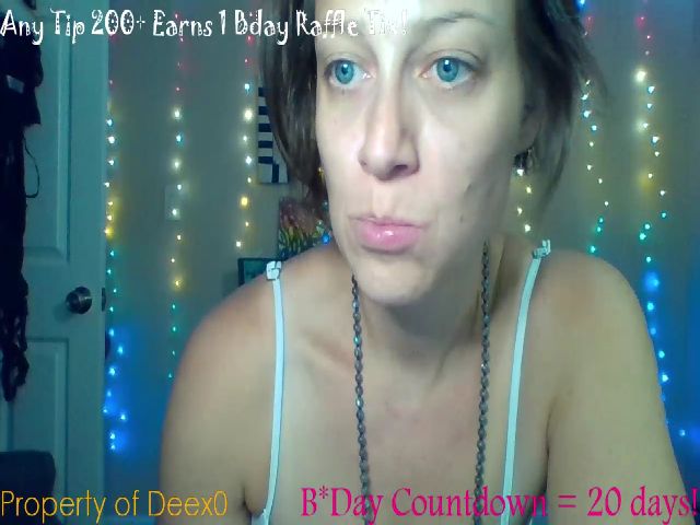 Live sex webcam photo for DeeX0 #267832128