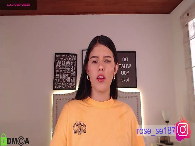 Live sex webcam photo for Rose_se #268170269