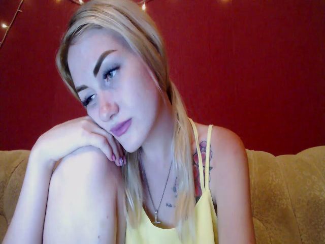 Live sex webcam photo for Cartier_ #268193539