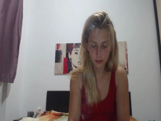 Live sex webcam photo for MonicaDiamond #268216374
