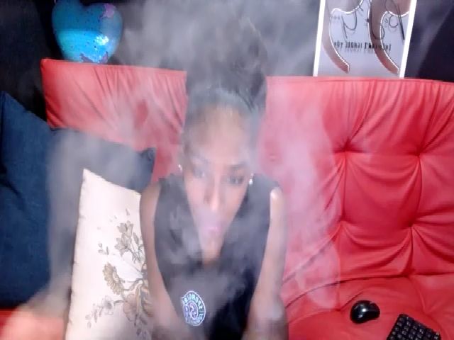 Live sex webcam photo for Ebonyindian69 #267830112