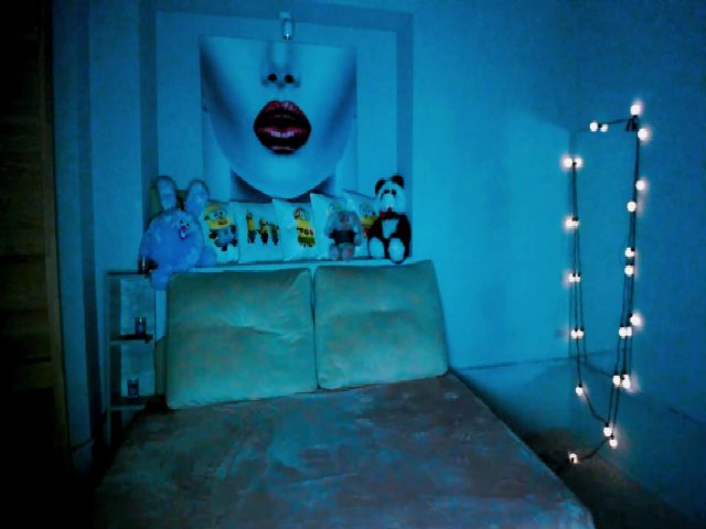 Live sex webcam photo for Minions_Party #267804974