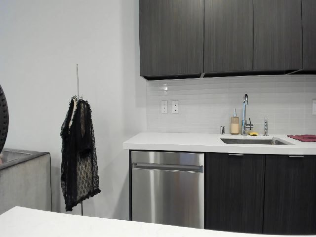 Live sex webcam photo for Jenn_kiss #267820872