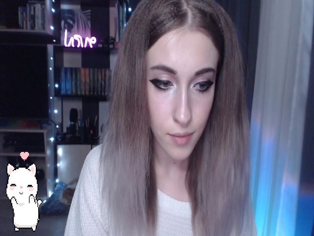 Live sex webcam photo for Your_Ellie #267863632