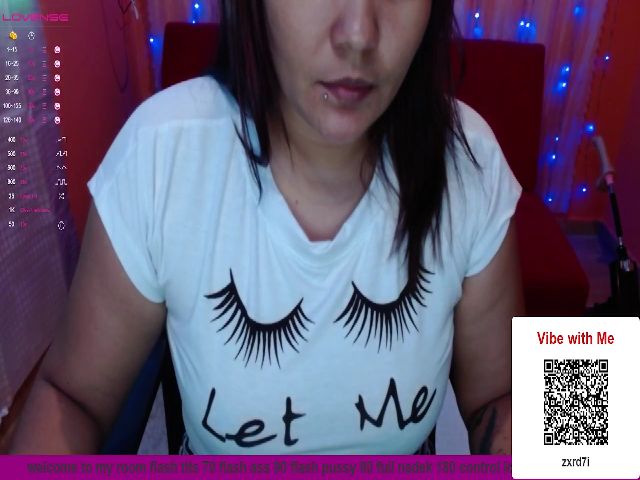 Live sex webcam photo for Sexyalicia4 #267933072