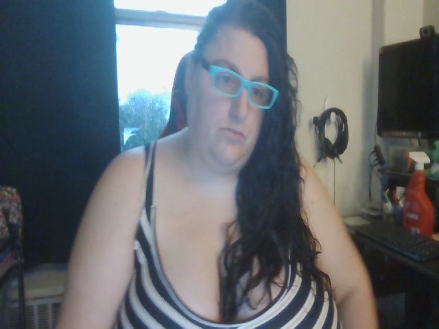 Live sex webcam photo for metalchick420 #268238394