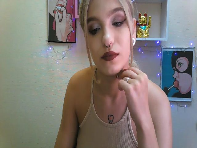Live sex webcam photo for Isabe_lla #268015241