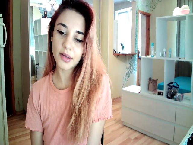 Live sex webcam photo for Lexy_hott #267927790