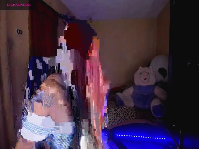 Live sex webcam photo for katalinaxxx_ #267927188