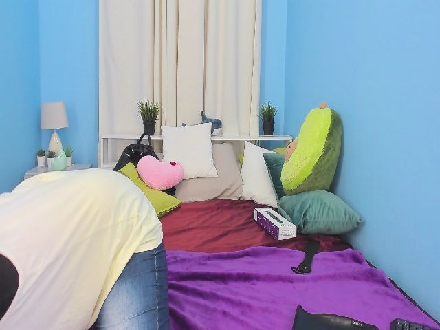 Live sex webcam photo for HelenCarter #268074925