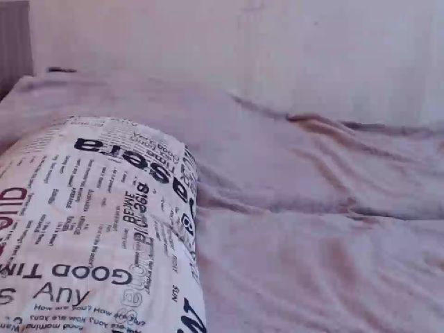 Live sex webcam photo for AndreaBlondy #268000242