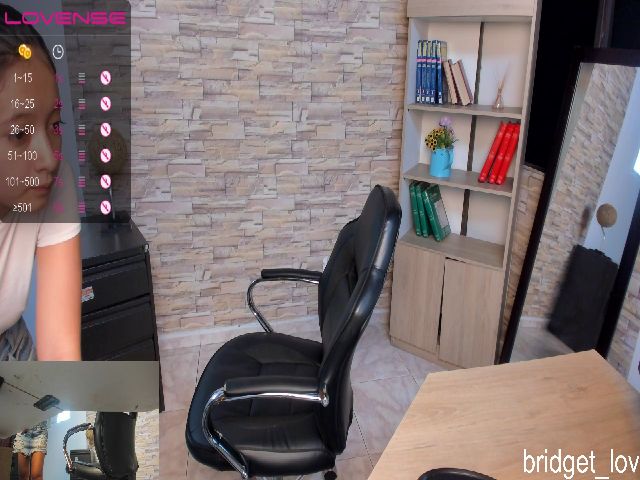 Live sex webcam photo for Bridget_love #268087284