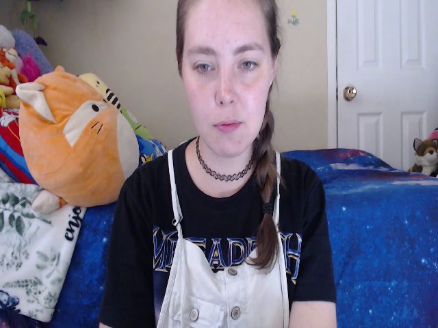 Live sex webcam photo for LilEmmy1999 #268205472