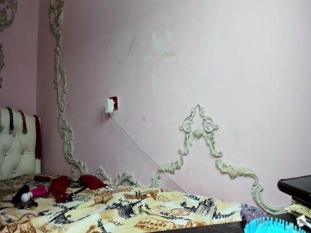 Live sex webcam photo for Ladybllack #268183830