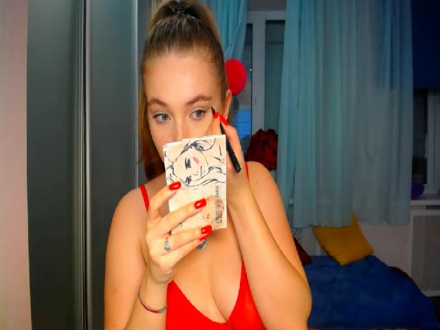 Live sex webcam photo for NikkySonge #268032059