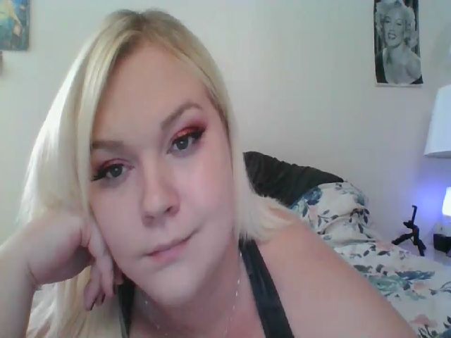 Live sex webcam photo for DAISYEM #268236431