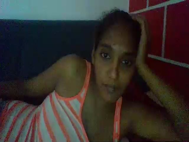 Live sex webcam photo for IndianvixxenX #268019130