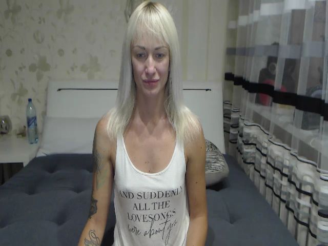 Live sex webcam photo for Glamkisssa #268039227