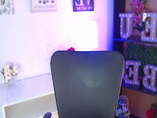 Live sex webcam photo for Fernanda_wop #268020987