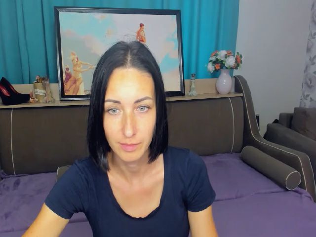 Live sex webcam photo for DorothyRoze #268008229