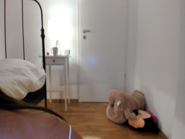 Live sex webcam photo for AdorableJessy #268101942