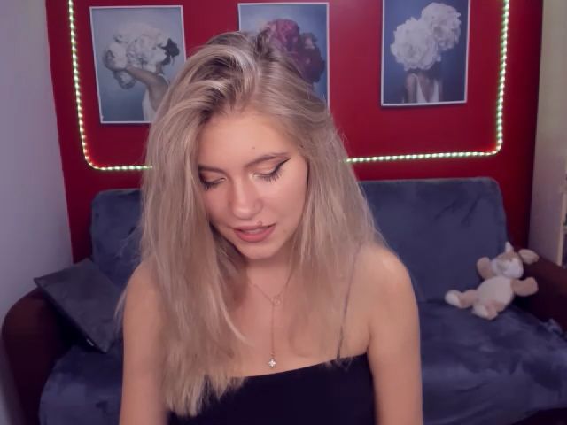 Live sex webcam photo for BrownieFay #268090664