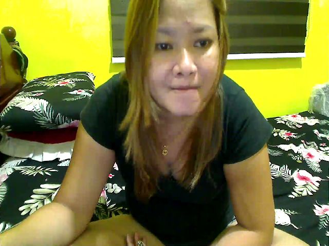 Live sex webcam photo for LiL_Spermaid #267922202