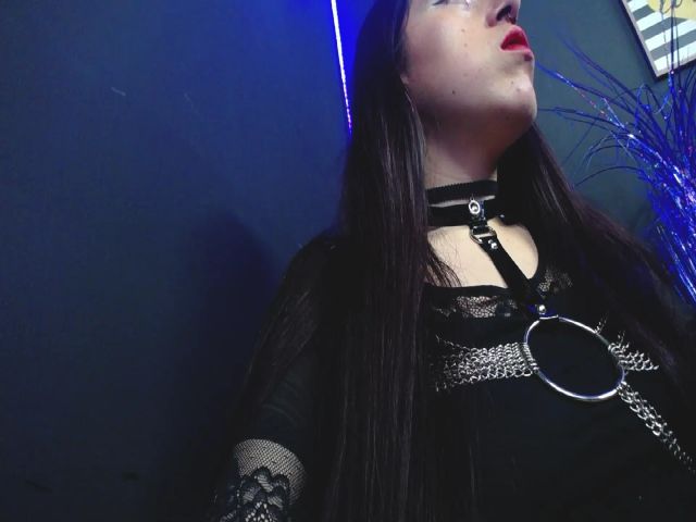 Live sex webcam photo for samantasmithh #267864261