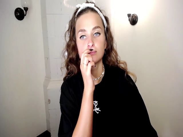 Live sex webcam photo for Felliciya #267934159