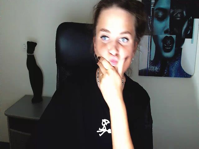 Live sex webcam photo for Felliciya #268144901