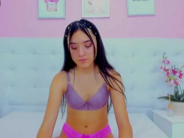 Live sex webcam photo for SussanKing #268003056