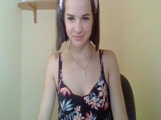Live sex webcam photo for Lillian_N #268109913