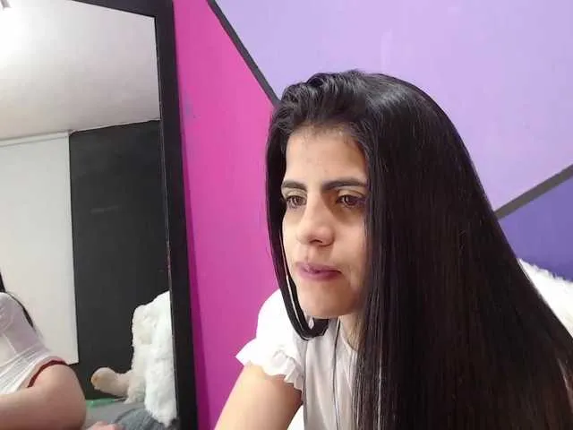 Live sex webcam photo for scottie26 #268002573