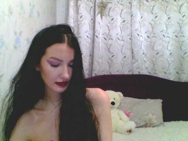 Live sex webcam photo for My_Tiger #268252806