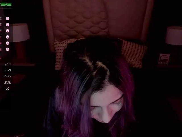 Live sex webcam photo for LilithMystic #268544989