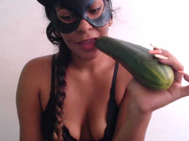 Live sex webcam photo for any18m #268545293