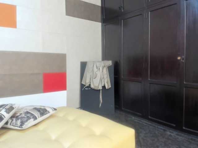 Live sex webcam photo for cristal-230 #268255766