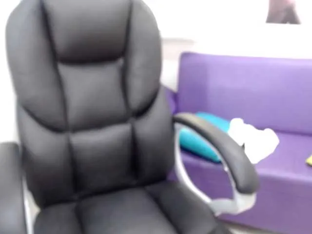 Live sex webcam photo for AgatharFox #268253943